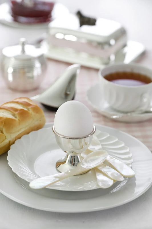 Edzard - Mother of Pearl Egg Spoon (Length 11 cm)