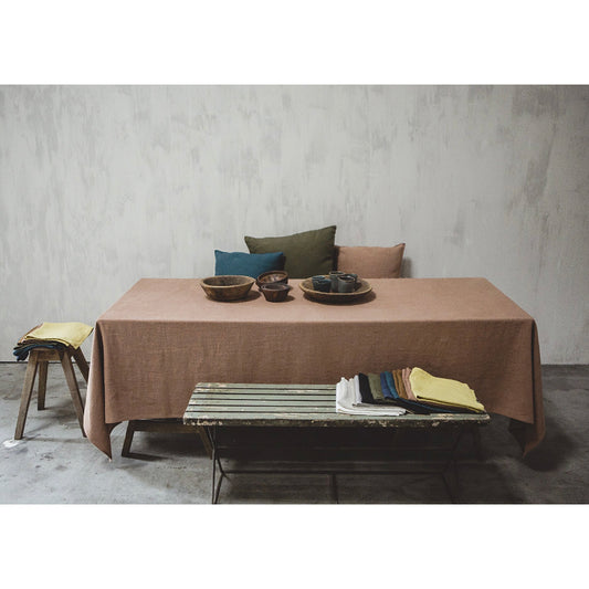 Libeco Hudson linen tablecloth, view 2