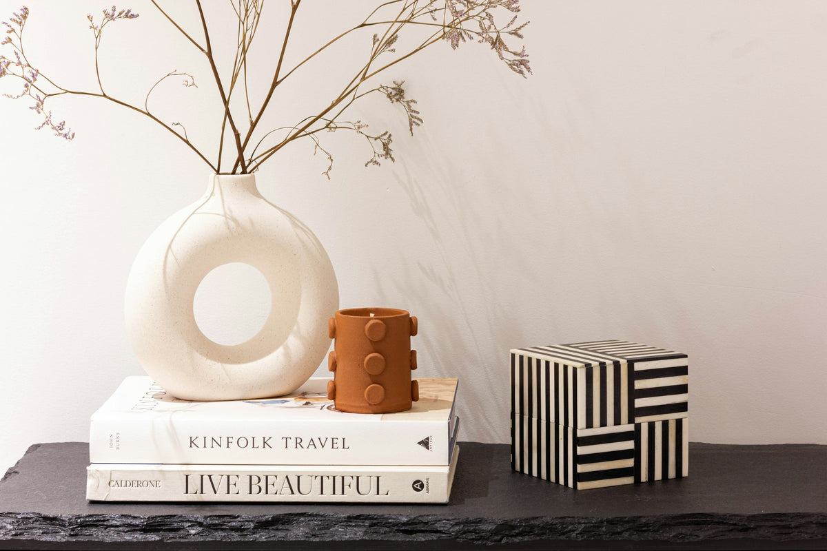 Decorative Objects & Wall Art