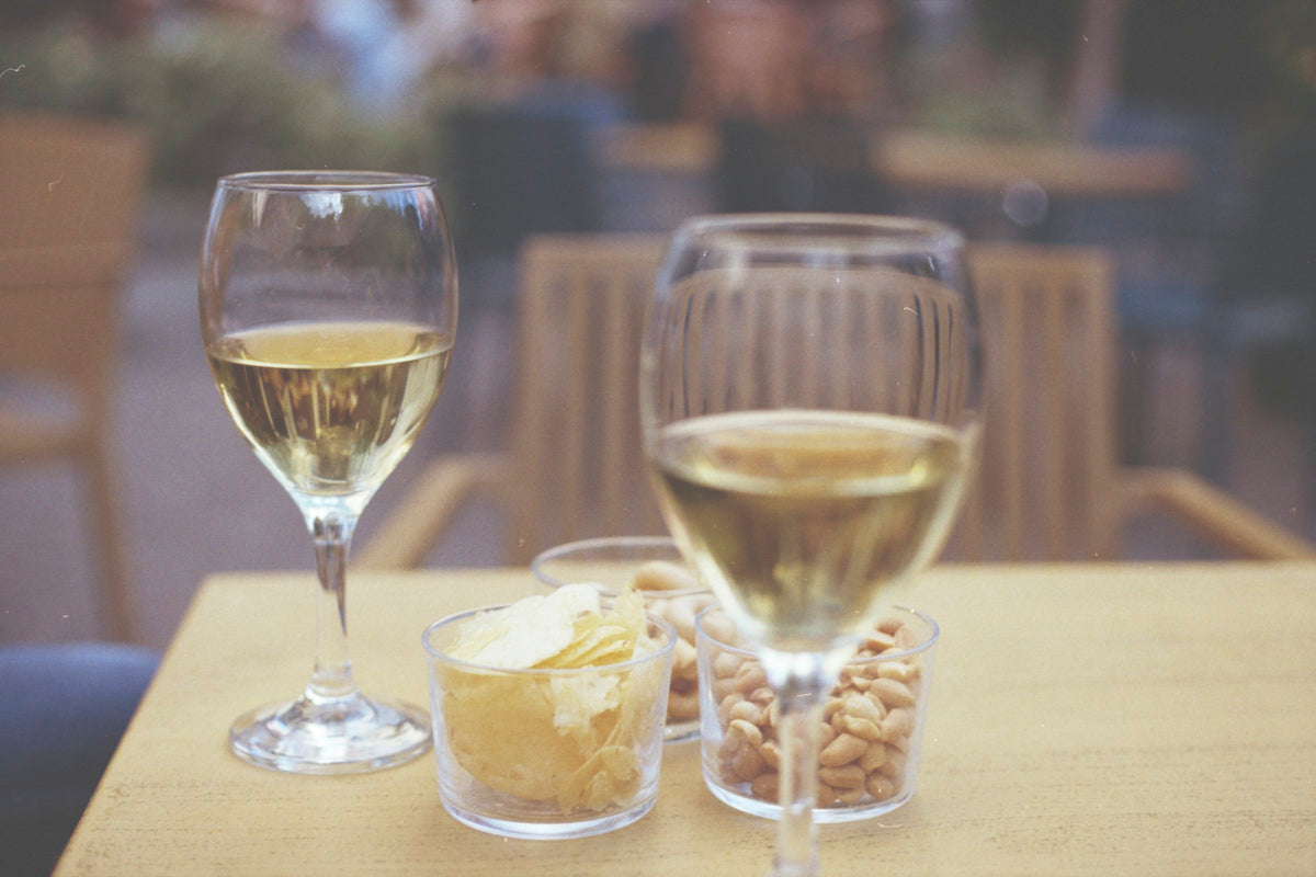 Glassware & Bar