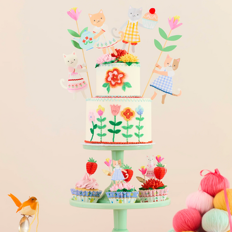 Meri Meri Kitten Club Cupcake Kit (24 Toppers & 24 Cupcake Cases)