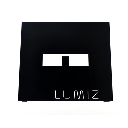 Lumiz black metal plate lantern holder