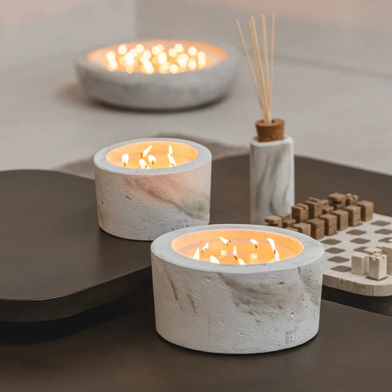 MON DADA Indoor Urban Scented Candle Medium, view 5