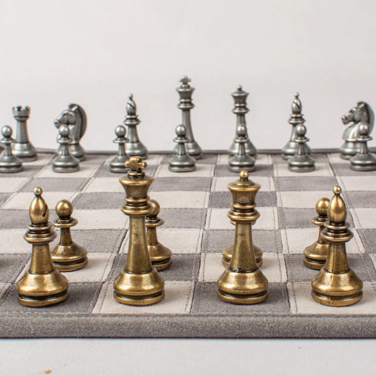 Manopoulos - Handcrafted Grey Suede Roll-Up Chess Set with Metal Chessmen