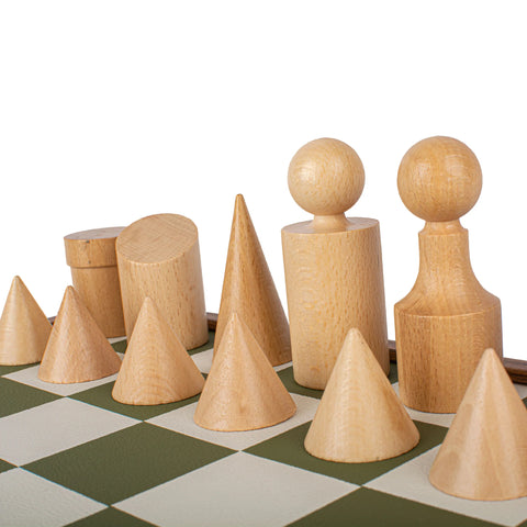 Manopoulos - Bauhaus Style Green & White Chess Set - 40x40cm with 8.5cm King Chessmen