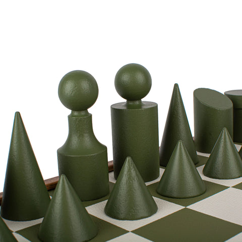 Manopoulos - Bauhaus Style Green & White Chess Set - 40x40cm with 8.5cm King Chessmen