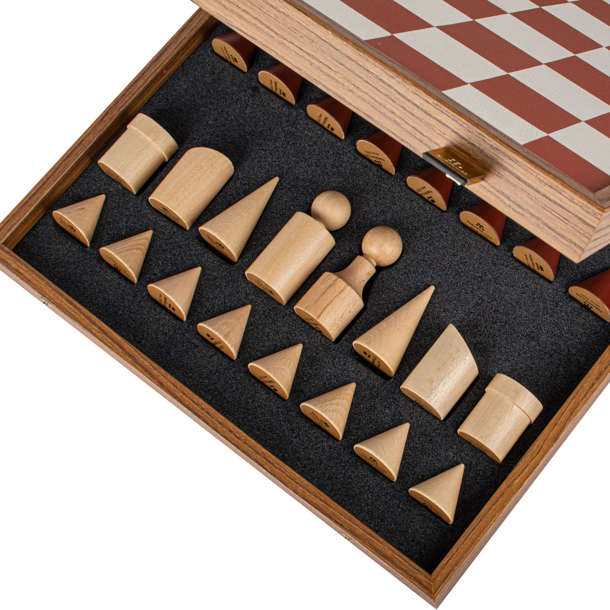 Manopoulos - Bauhaus Style Terracotta & White Chess Set - 40x40cm with 8.5cm King Chessmen, view 4