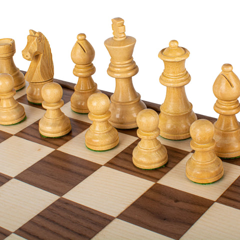 Manopoulos - Walnut Chess Set - 35x35cm with Staunton Chessmen (7.6cm King)