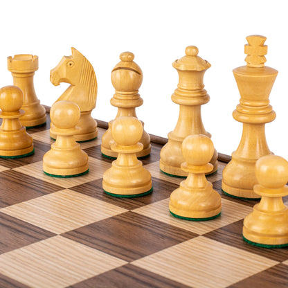 Manopoulos - Walnut Chess Set - 43x43cm with Staunton Chessmen (8.5cm King)