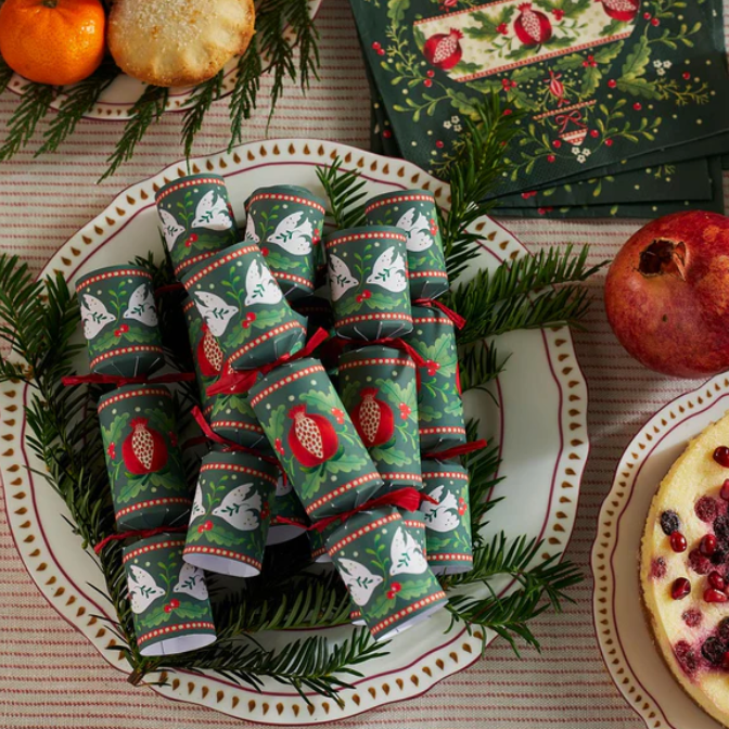 TLS25 - Folklore Green Christmas Crackers - 6 Packs