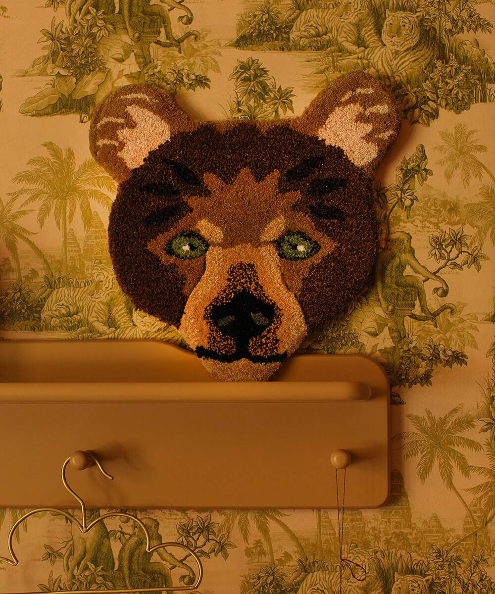 Archie Check Bear Head Rug XS, view 3