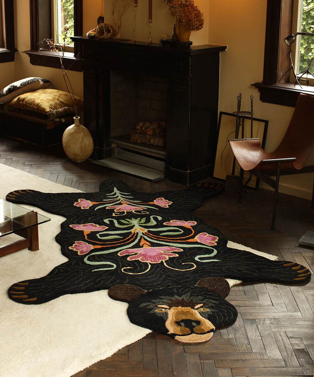 Blooming Black Bear Rug XL, view 6