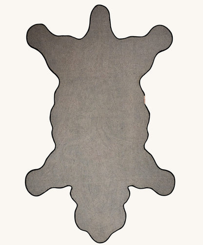 Blooming Black Bear Rug XL, view 3