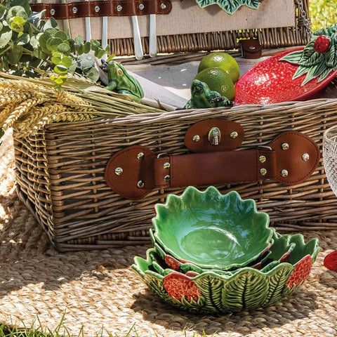 Bordallo Strawberry Serving Bowl 23.5cm