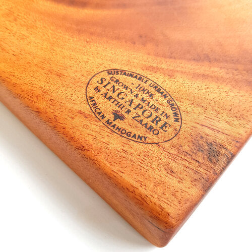 Arthur Zaaro artisanal solid wood cutting board – view 3