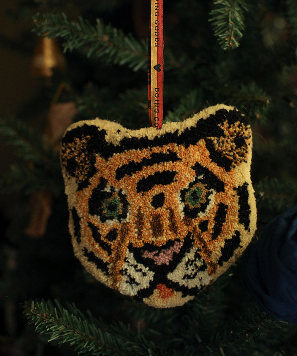 Cloudy Tiger Gift Hanger, view 4