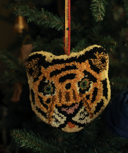 Cloudy Tiger Gift Hanger, view 4