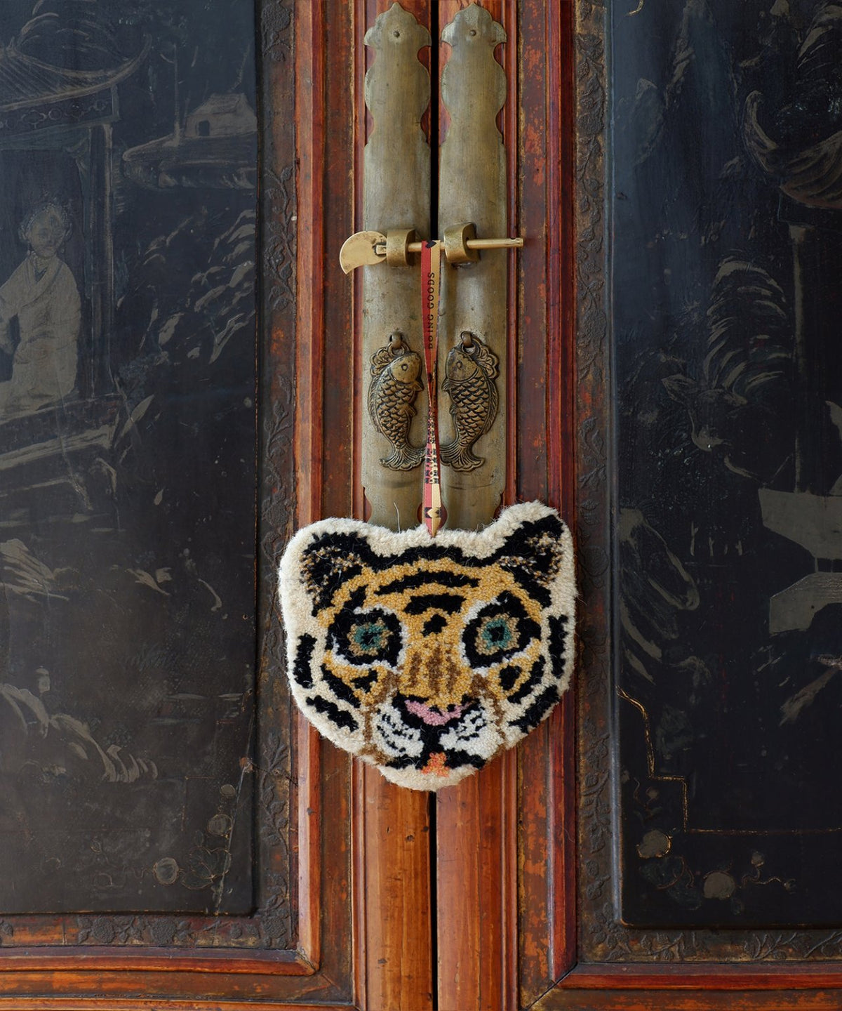 Cloudy Tiger Gift Hanger, view 6