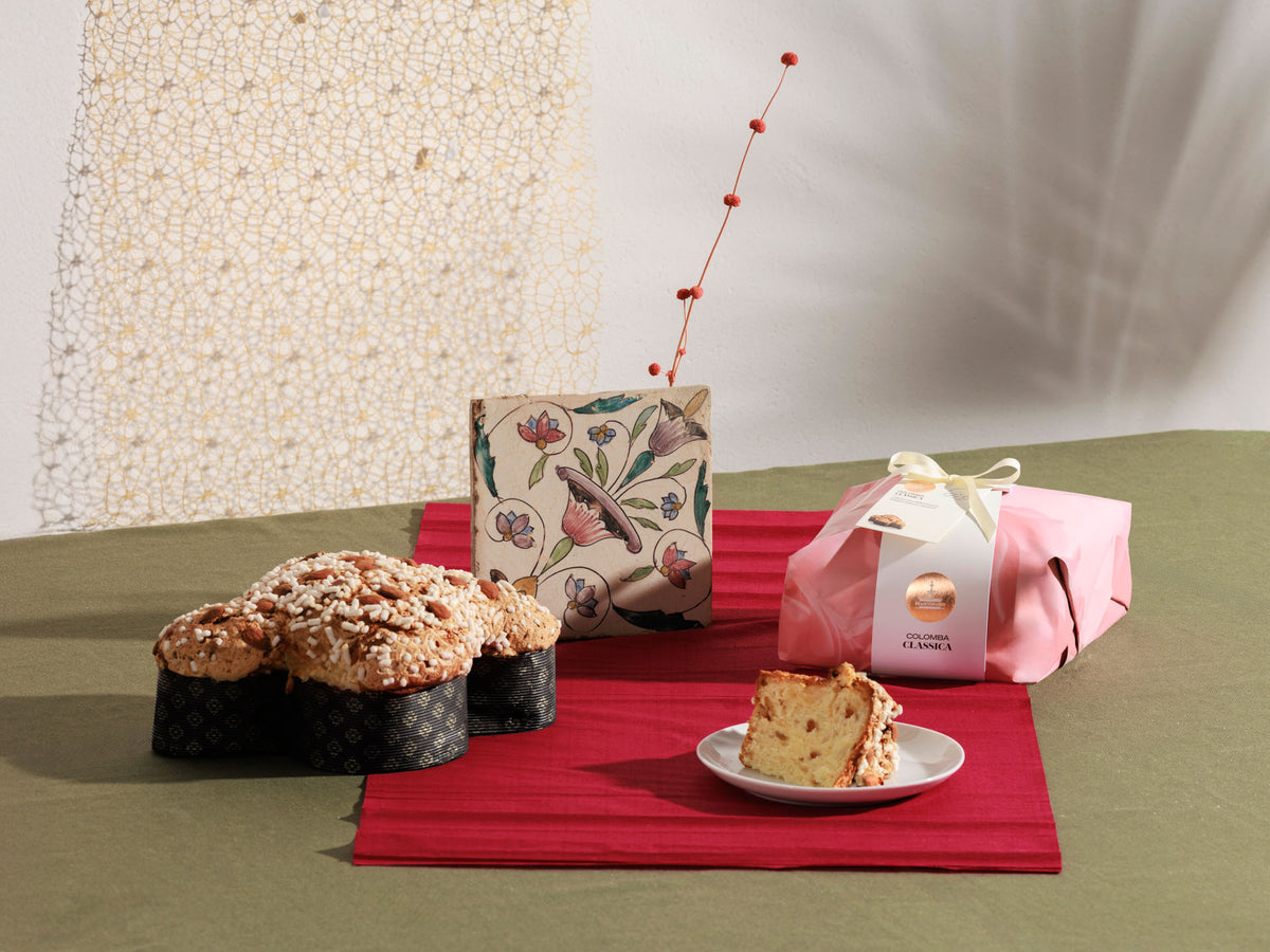 Fiasconaro Easter Dove Cake Colomba Classic Handwrapped (750g)