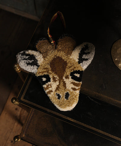 Gimpy Giraffe Gift Hanger