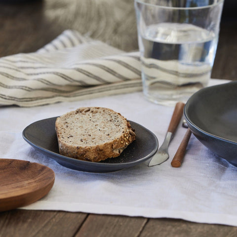 Livia Oval Plate 16cm