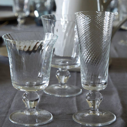 Costa Nova Espiral Wine Glass, table setting